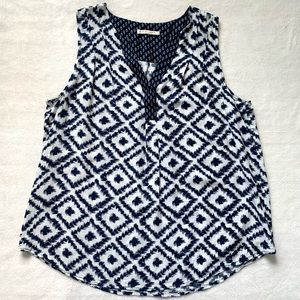 Skies are Blue V-neckline Sleeveless Blouse